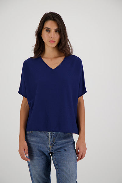 CARINE - LOOSE SLEEVELESS SWEATER