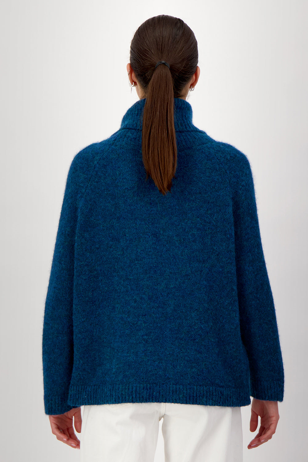 BLEUENN - TURTLE NECK SWEATER