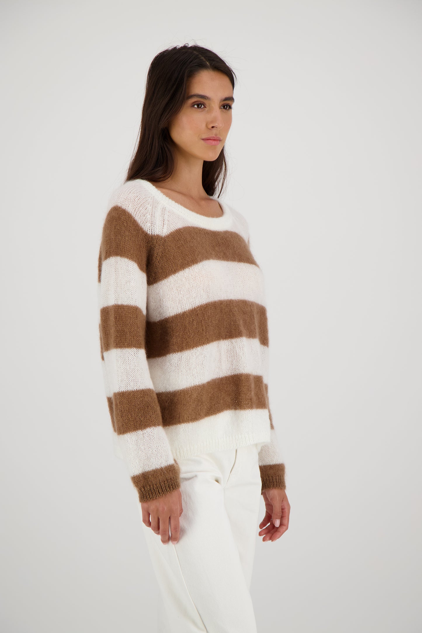 CIDJEY - ROUND NECK SWEATER