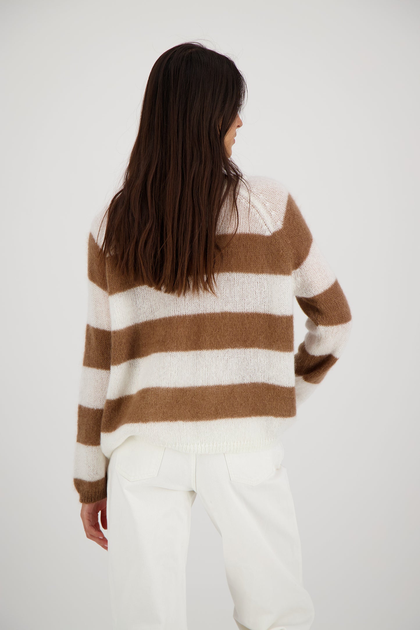 CIDJEY - ROUND NECK SWEATER