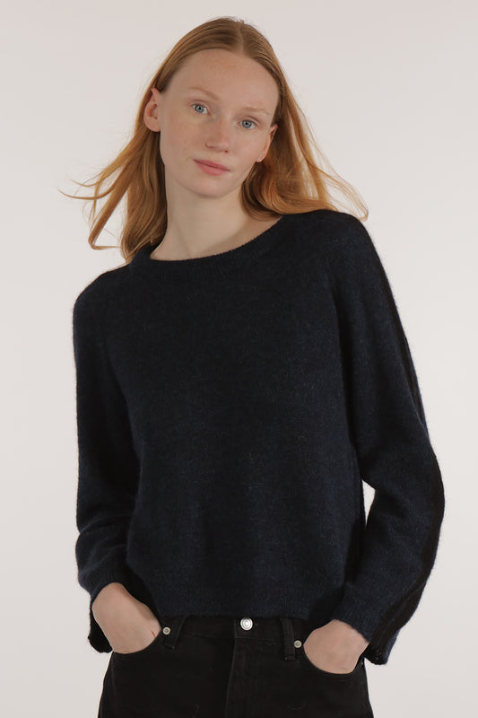 ILDA - COLOR BAND SWEATER