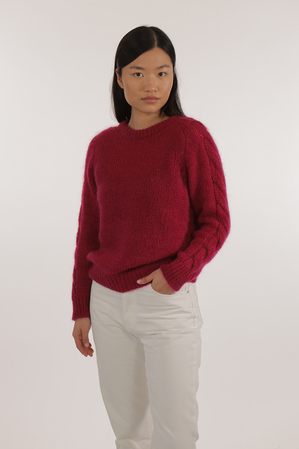 IVONE - ROUND NECK SWEATER