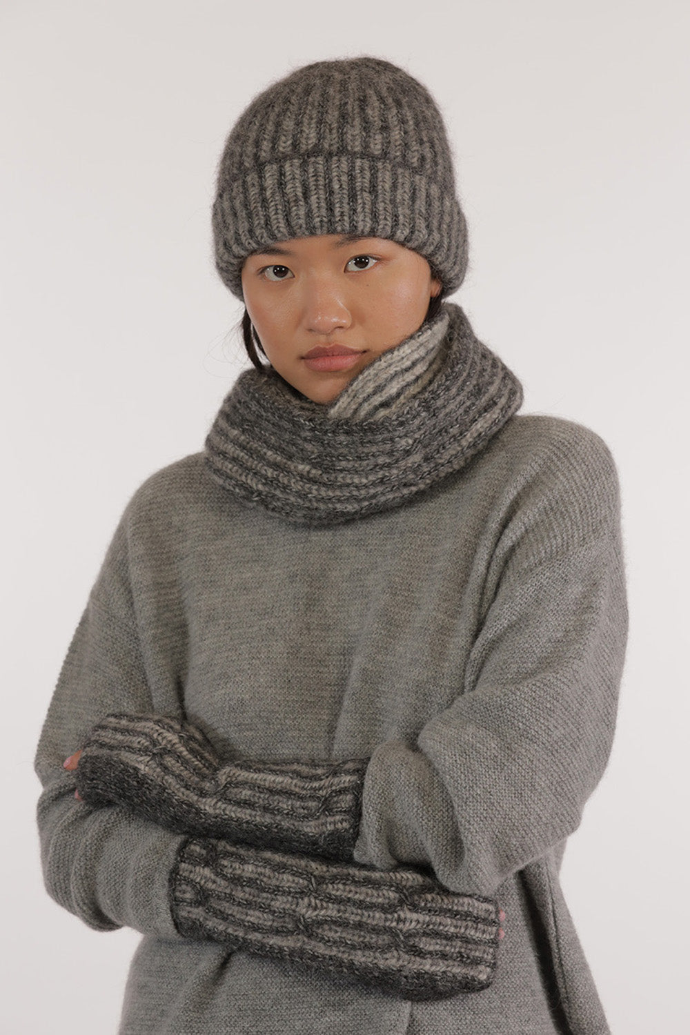 IZIA - SNOOD