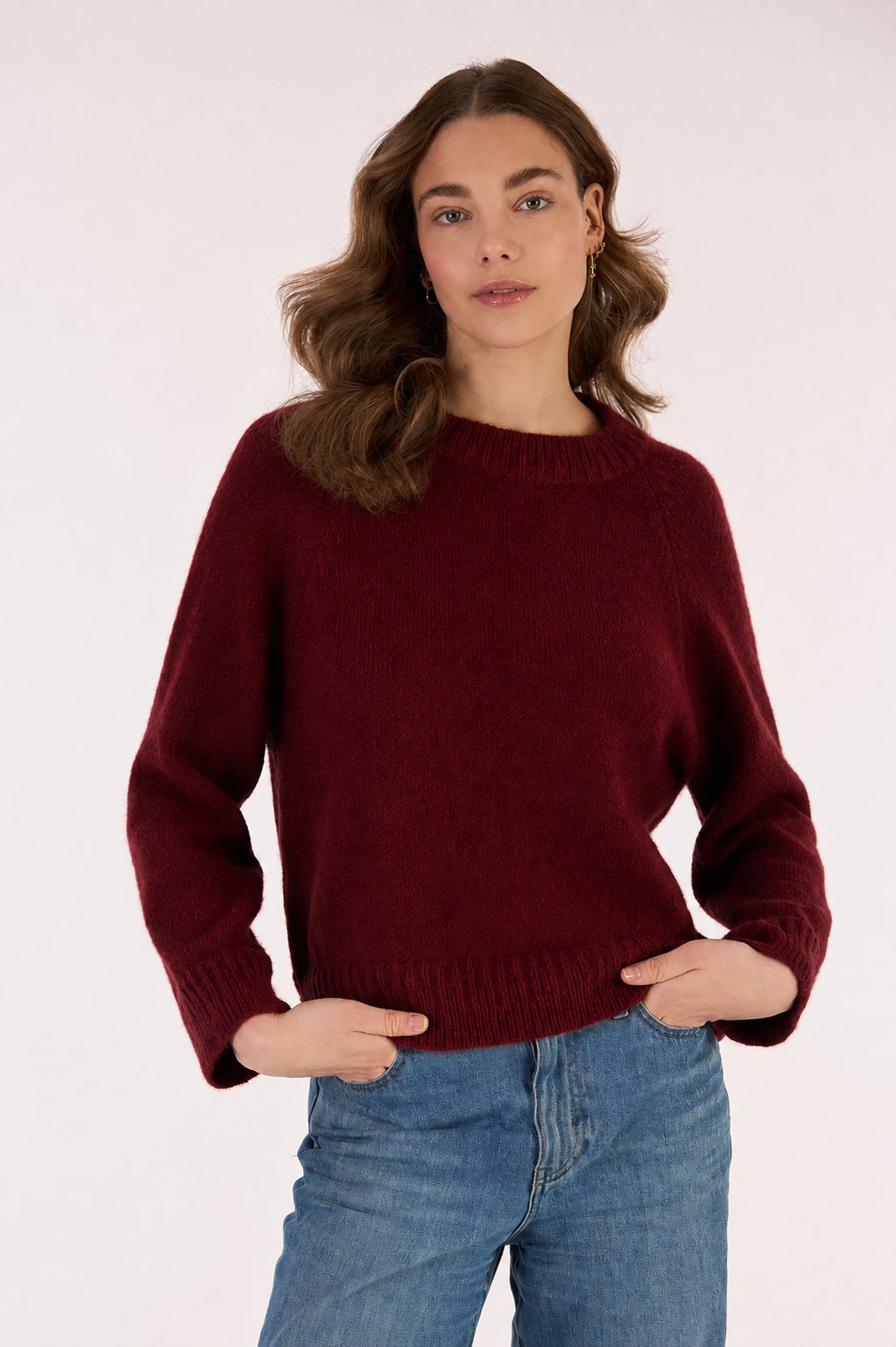 JUDITH ROUND NECK SWEATER